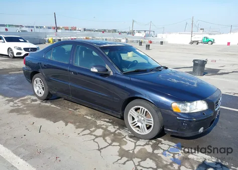 2008 Volvo S60 2.5T z USA, uszkodzony, nr VIN YV1RS592182696011